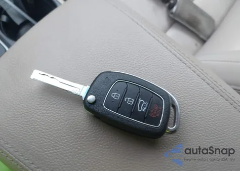 2017 Hyundai Tucson Se z USA, uszkodzony, nr VIN KM8J33A41HU375913